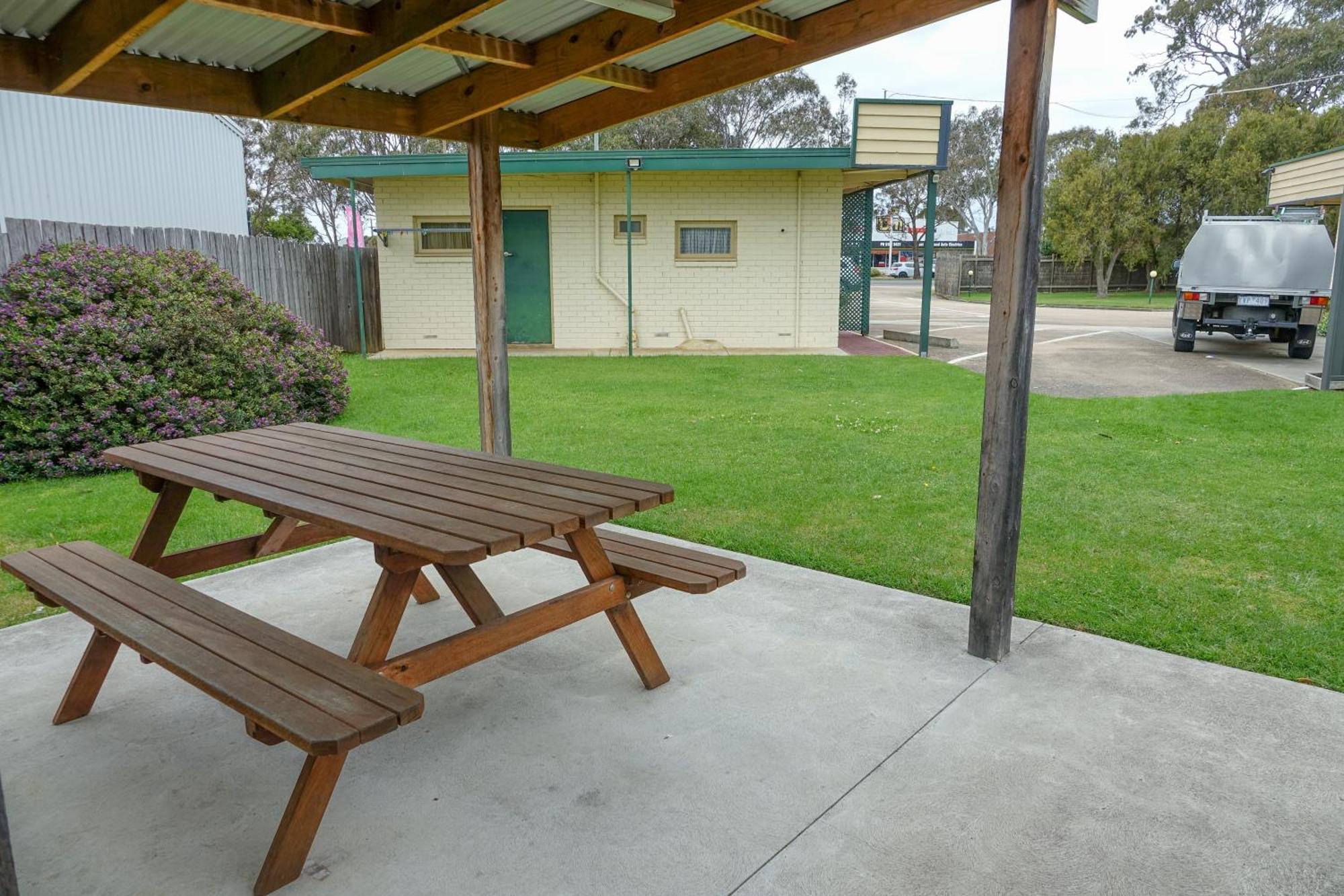 Bairnsdale Main Motel Exterior foto